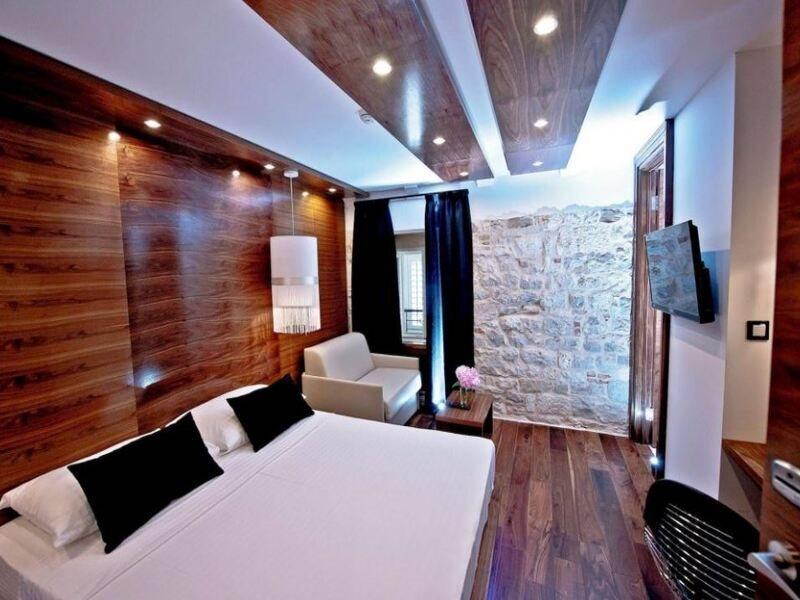 Apartments Villa Mara Ровин Екстериор снимка