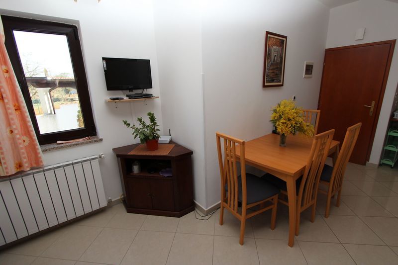Apartments Villa Mara Ровин Екстериор снимка