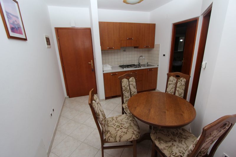 Apartments Villa Mara Ровин Екстериор снимка