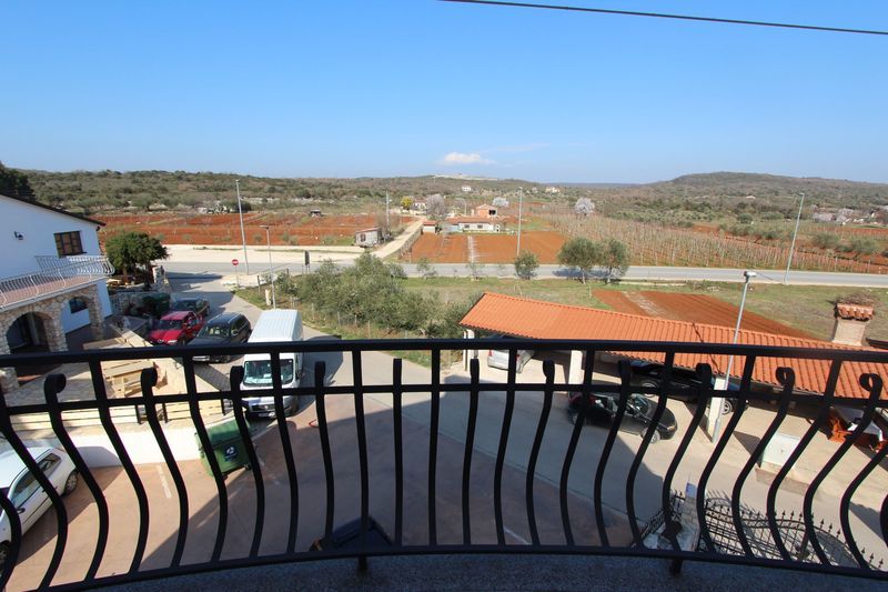Apartments Villa Mara Ровин Екстериор снимка